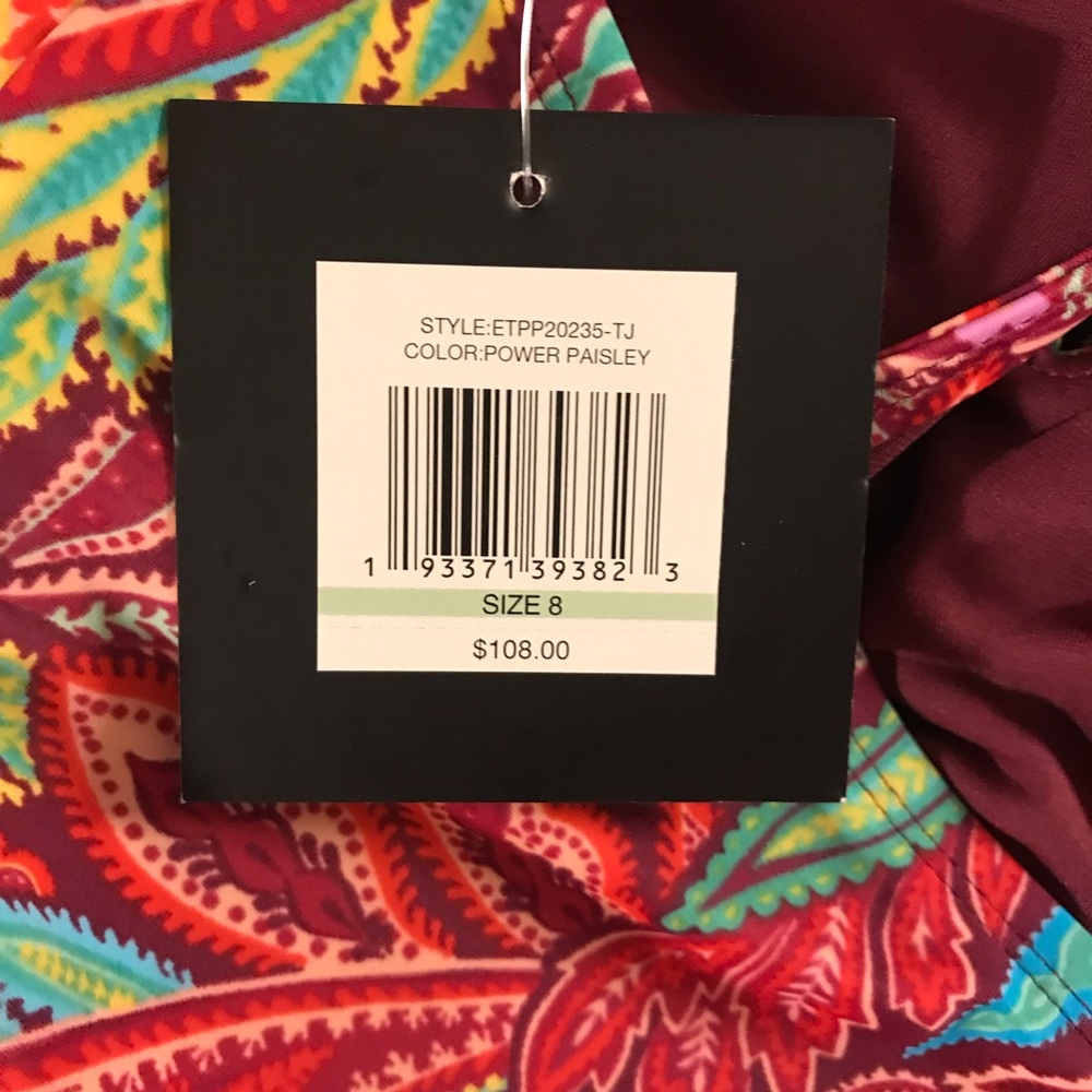 Ellen Tracy Swimsuit Power Paisley - Picture 12 of 16